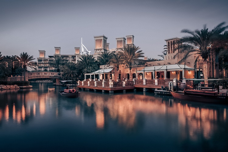 Romantic Thai restaurant along the artificial anal in Al Qasr Hotel Madinat Jumeirah Dubai